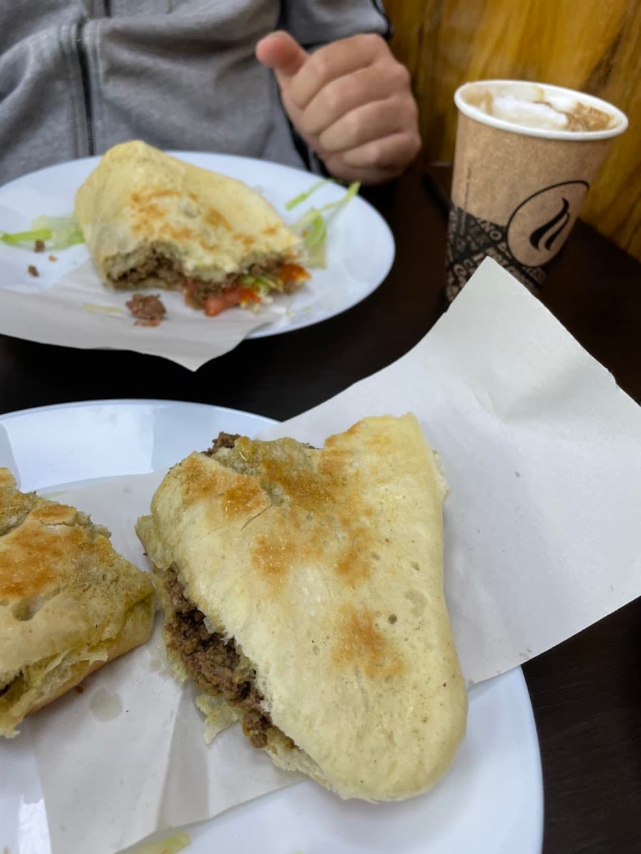 PONDEROSA CAFE