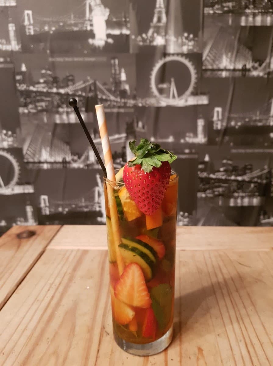 Bar 105