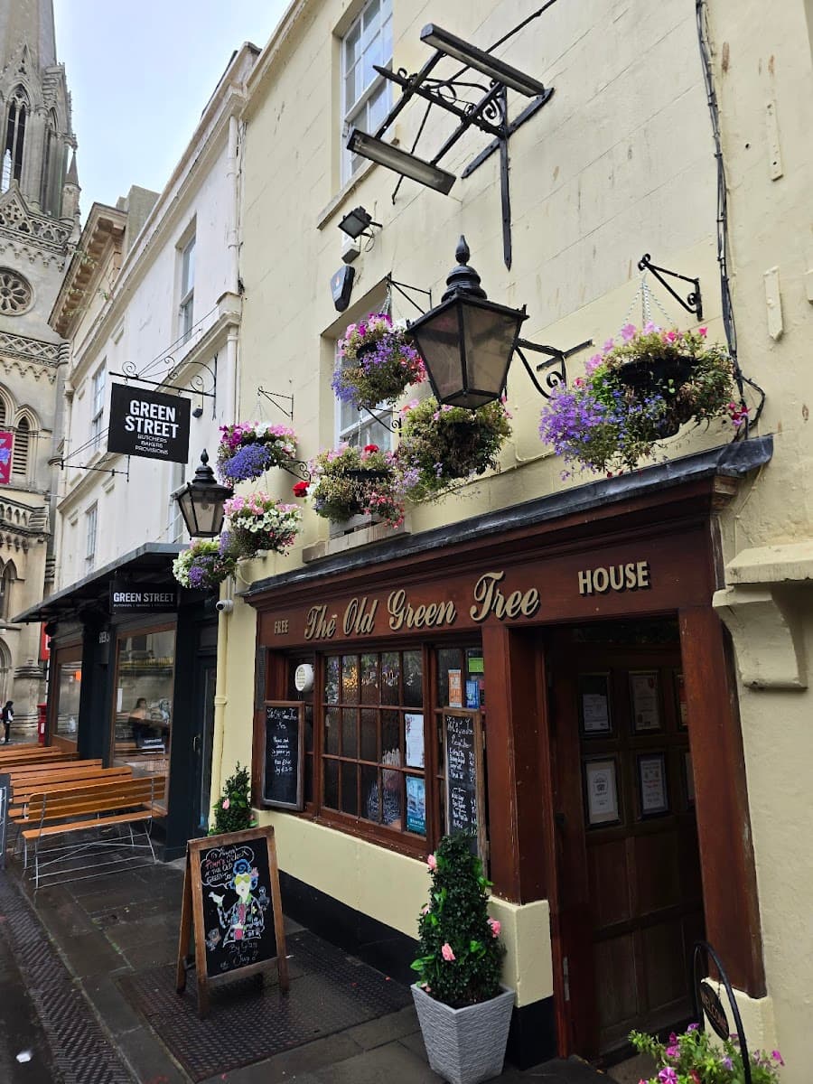 The Old Green Tree