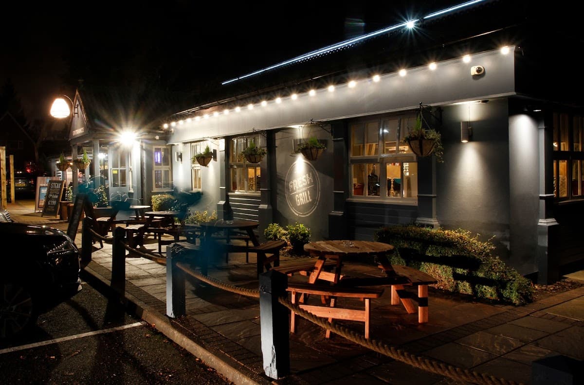 The Rose And Crown