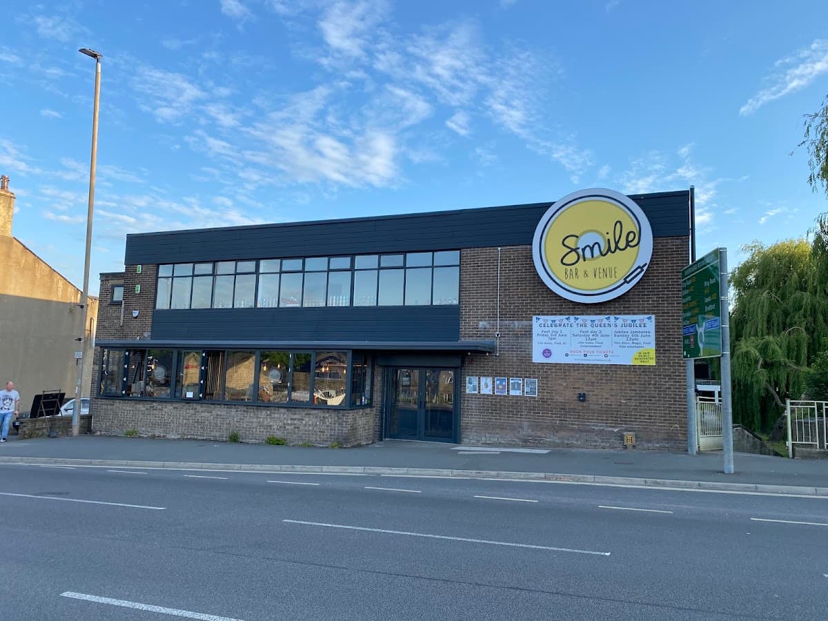 Smile Bar and Venue