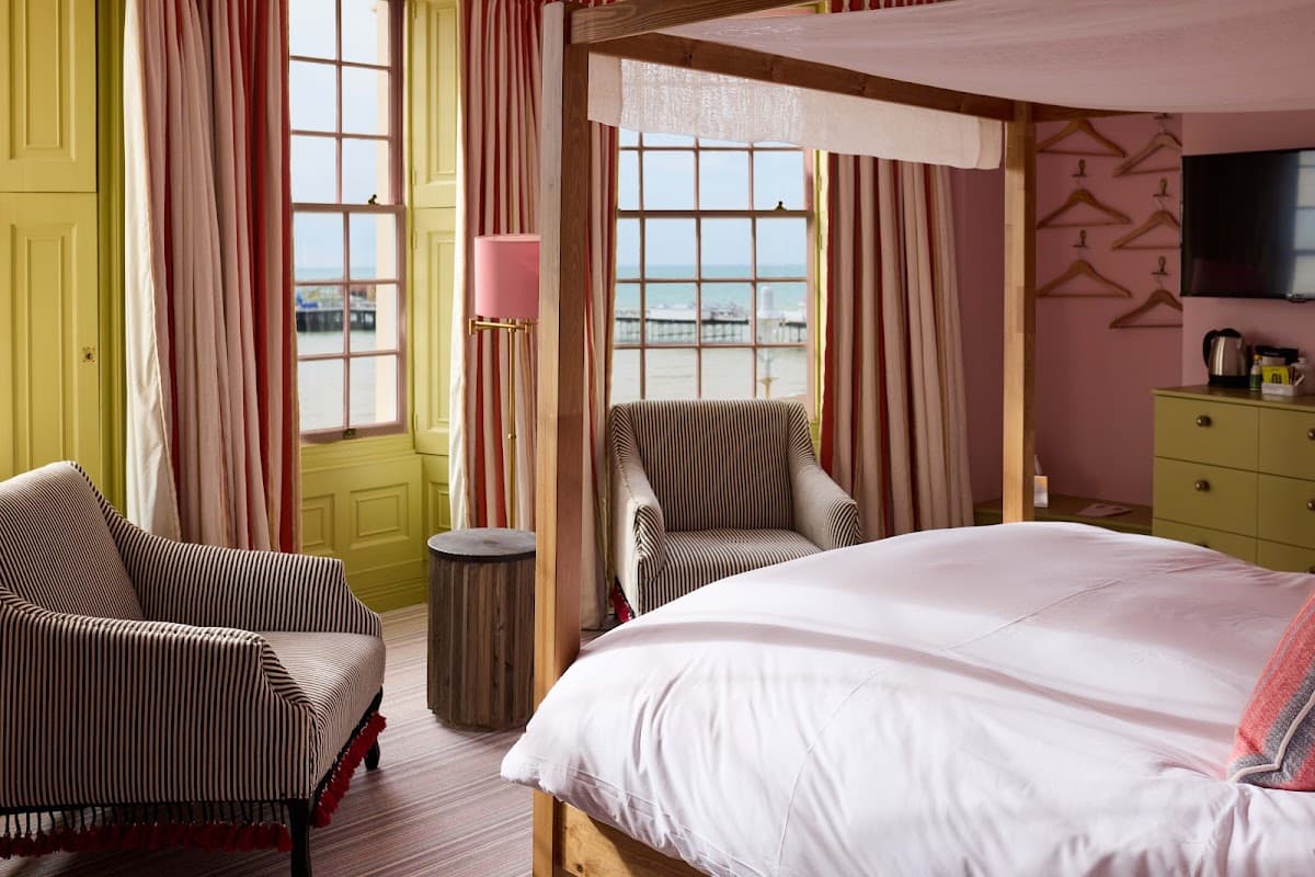 Drakes Hotel | A Curious Group of Hotels