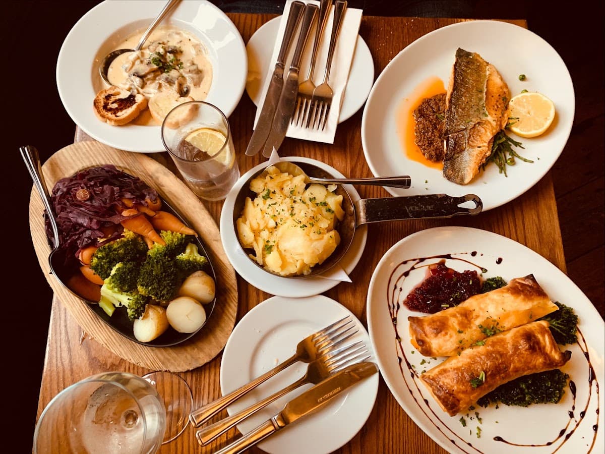Pierre Kitchen & Bar | CAVERN QUARTER