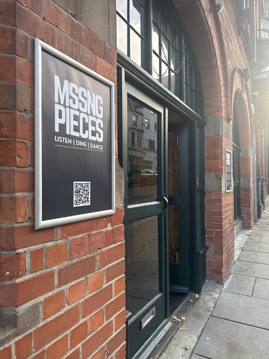 MSSNG PIECES BAR