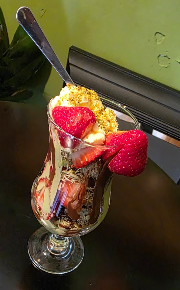 Dubai Cafe