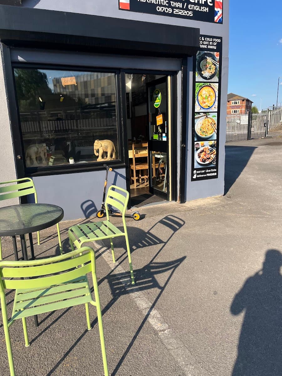 Pad Thai cafe