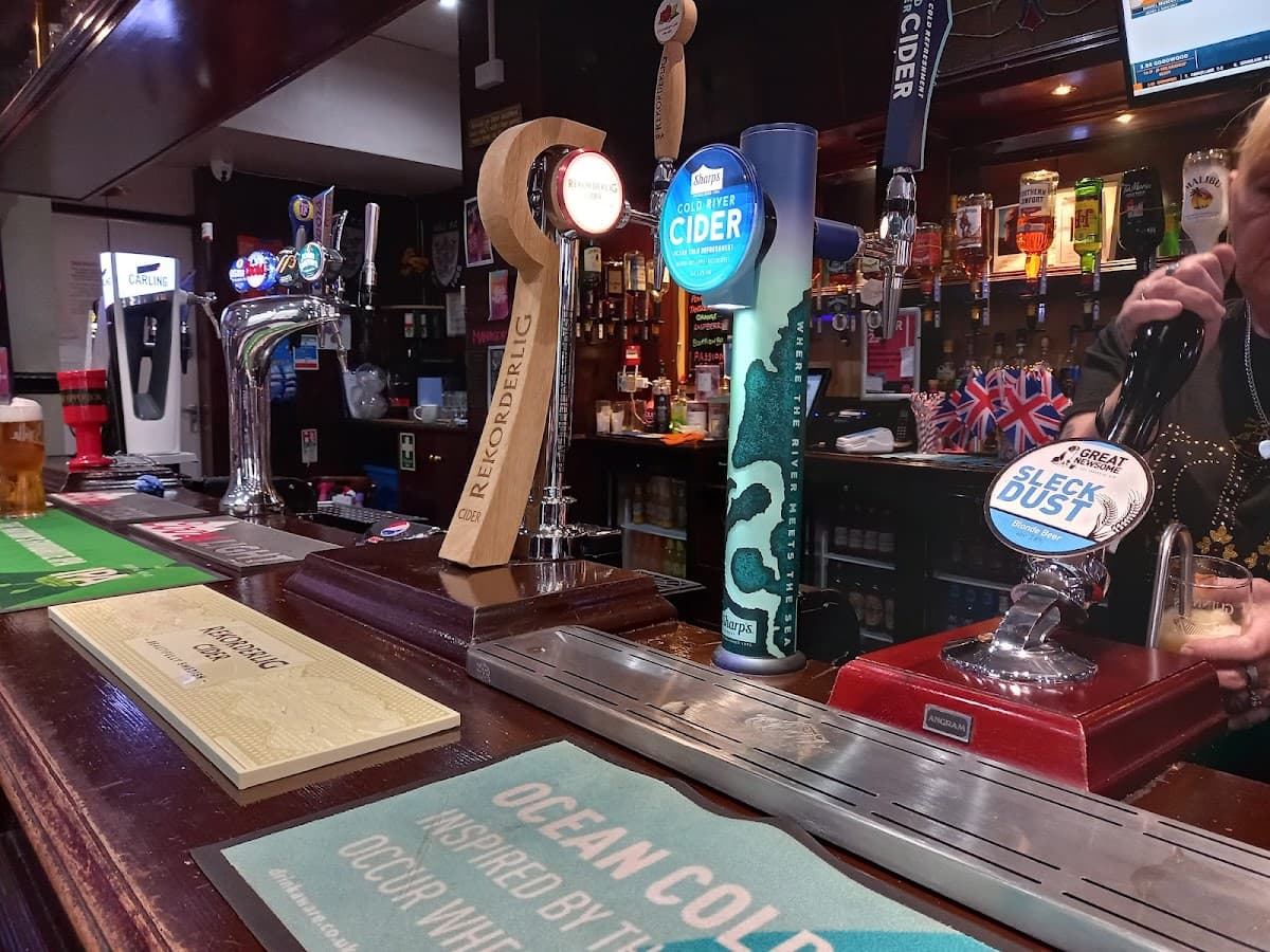 The Bank Hull