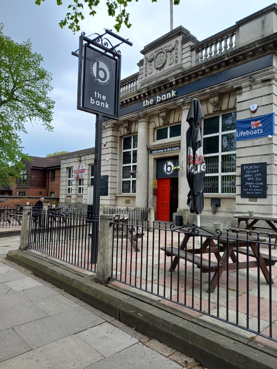 The Bank Hull