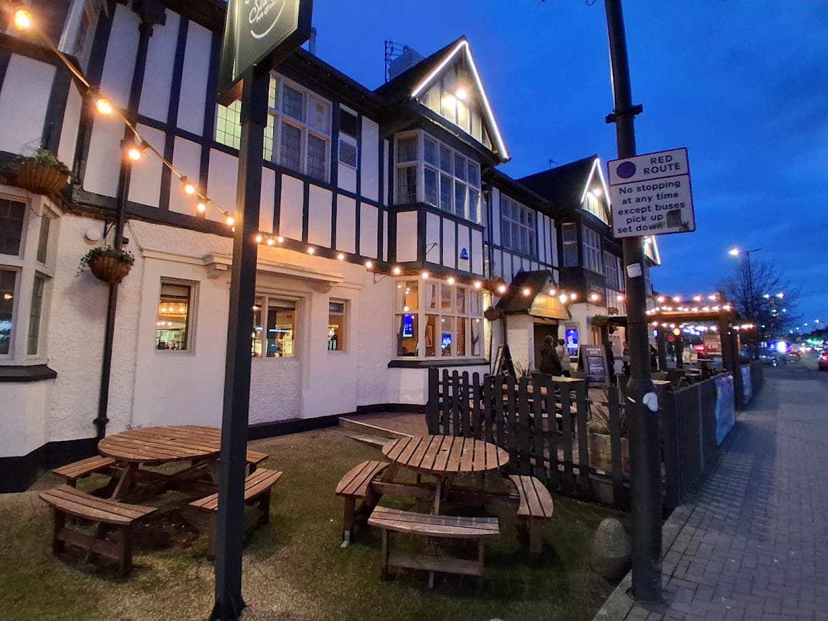 Saracens Head