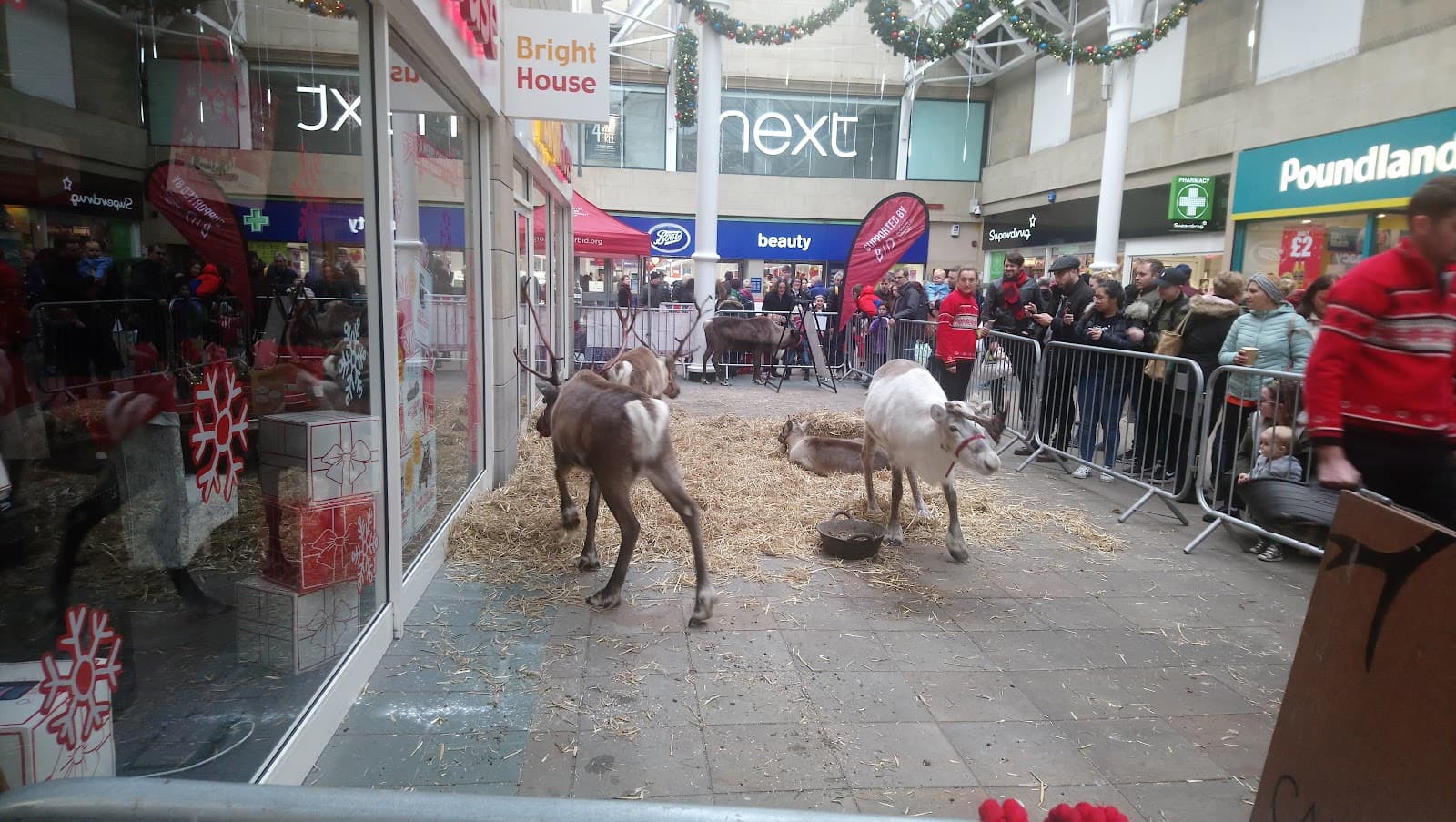 St Nics - Shopping Centre