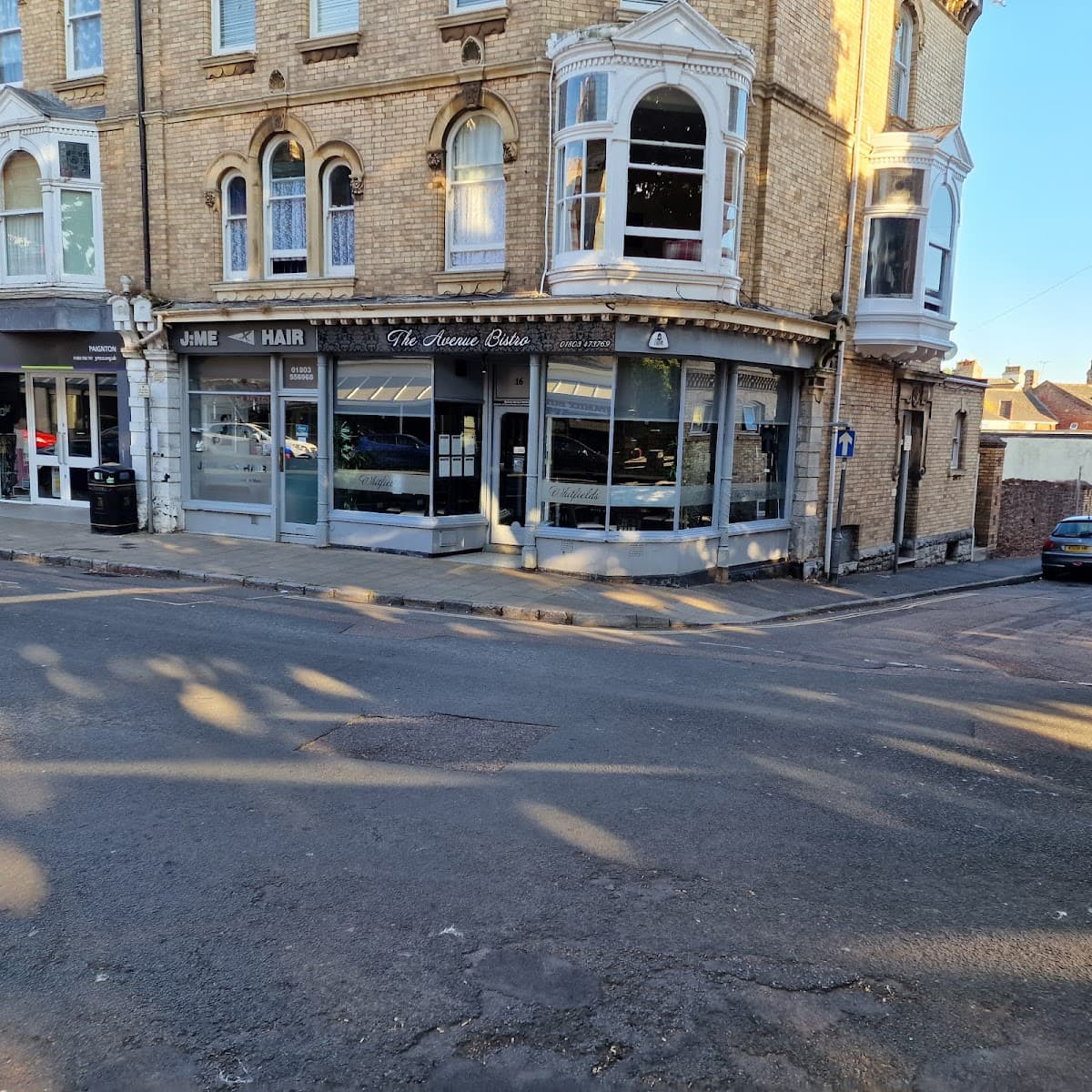 The Avenue Bistro
