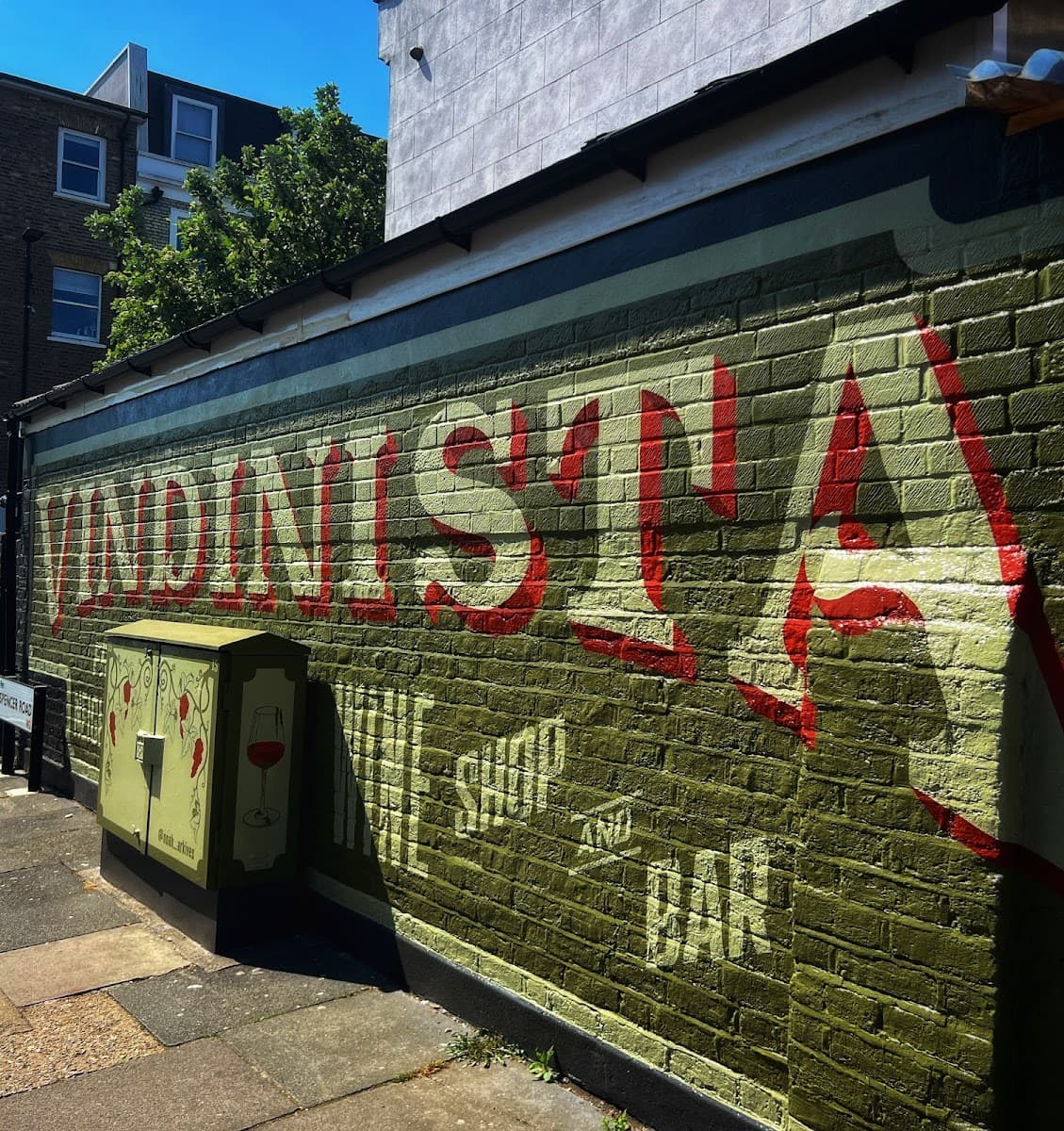 Vindinista Wine Shop & Wine Bar