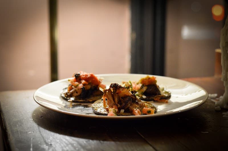 Este Cuate - Located inside Number8