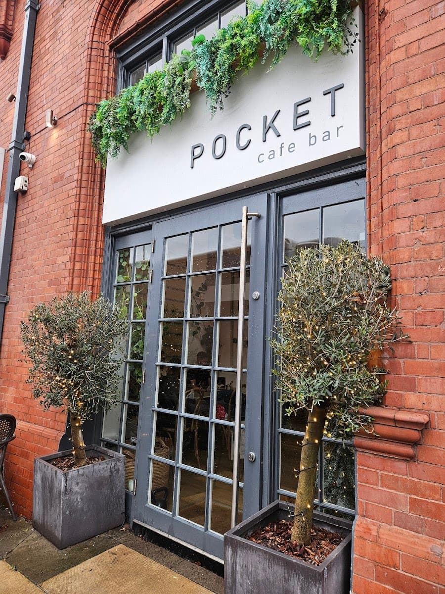 Pocket cafe bar