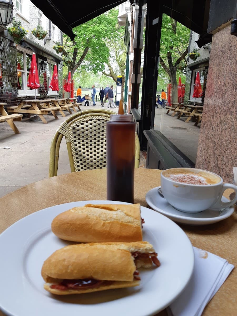 Mooca Café