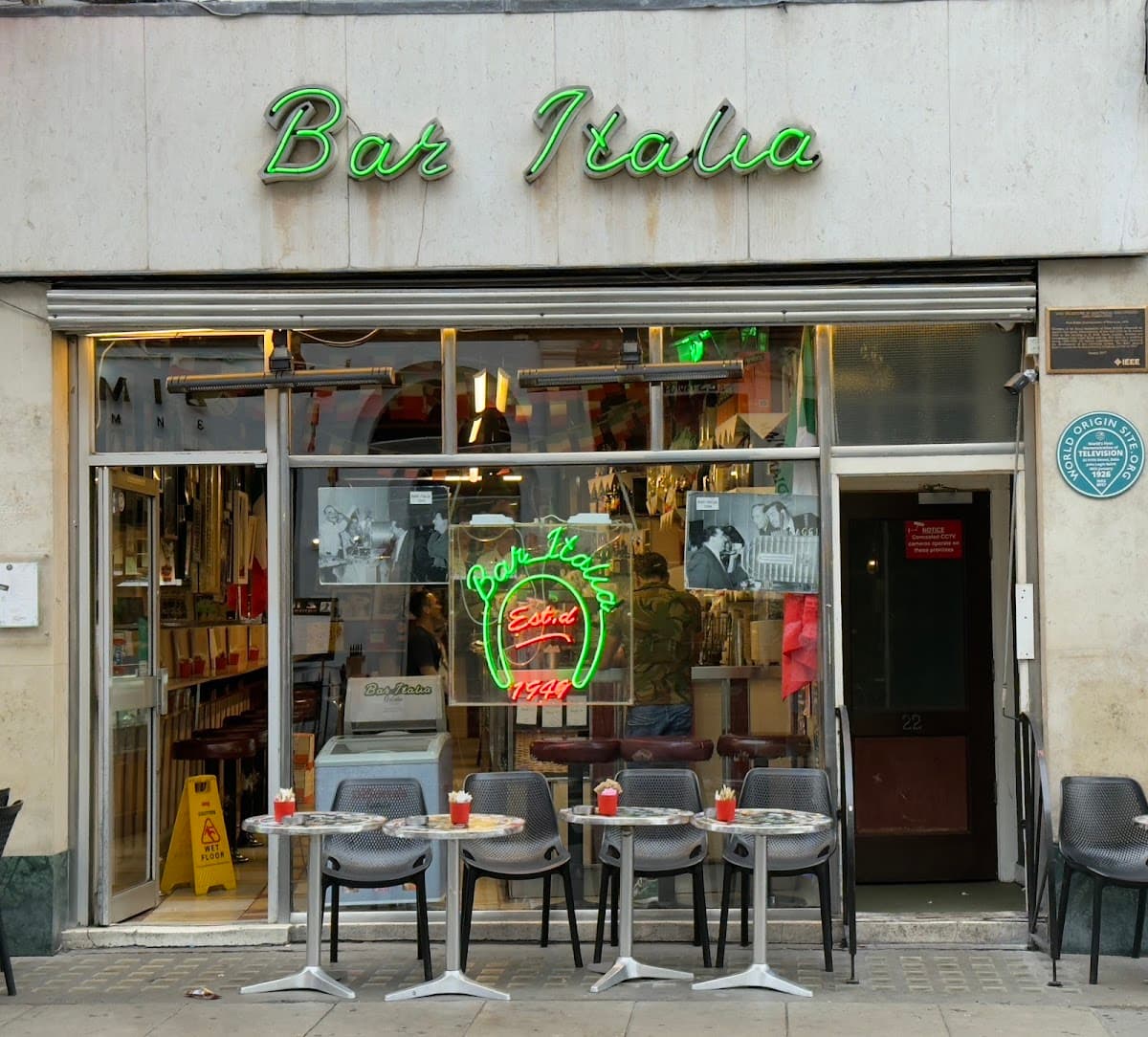 Bar Italia