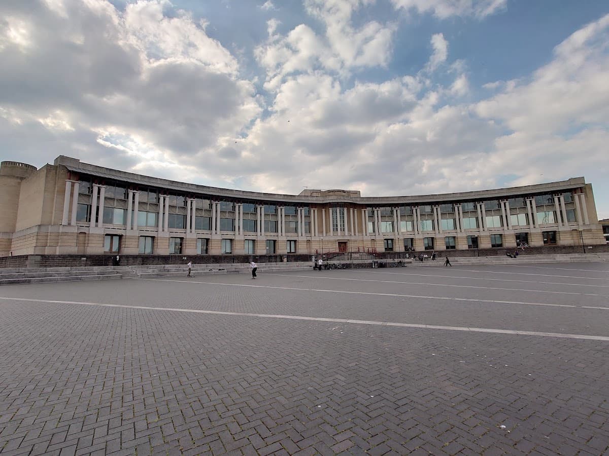 Bristol Amphitheatre & Waterfront Square