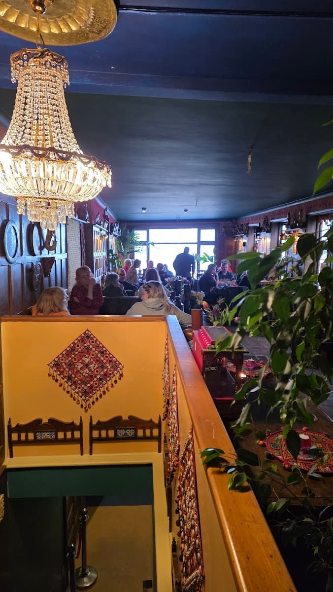 Henrys Pub