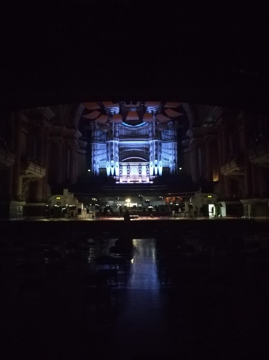 Victoria Hall