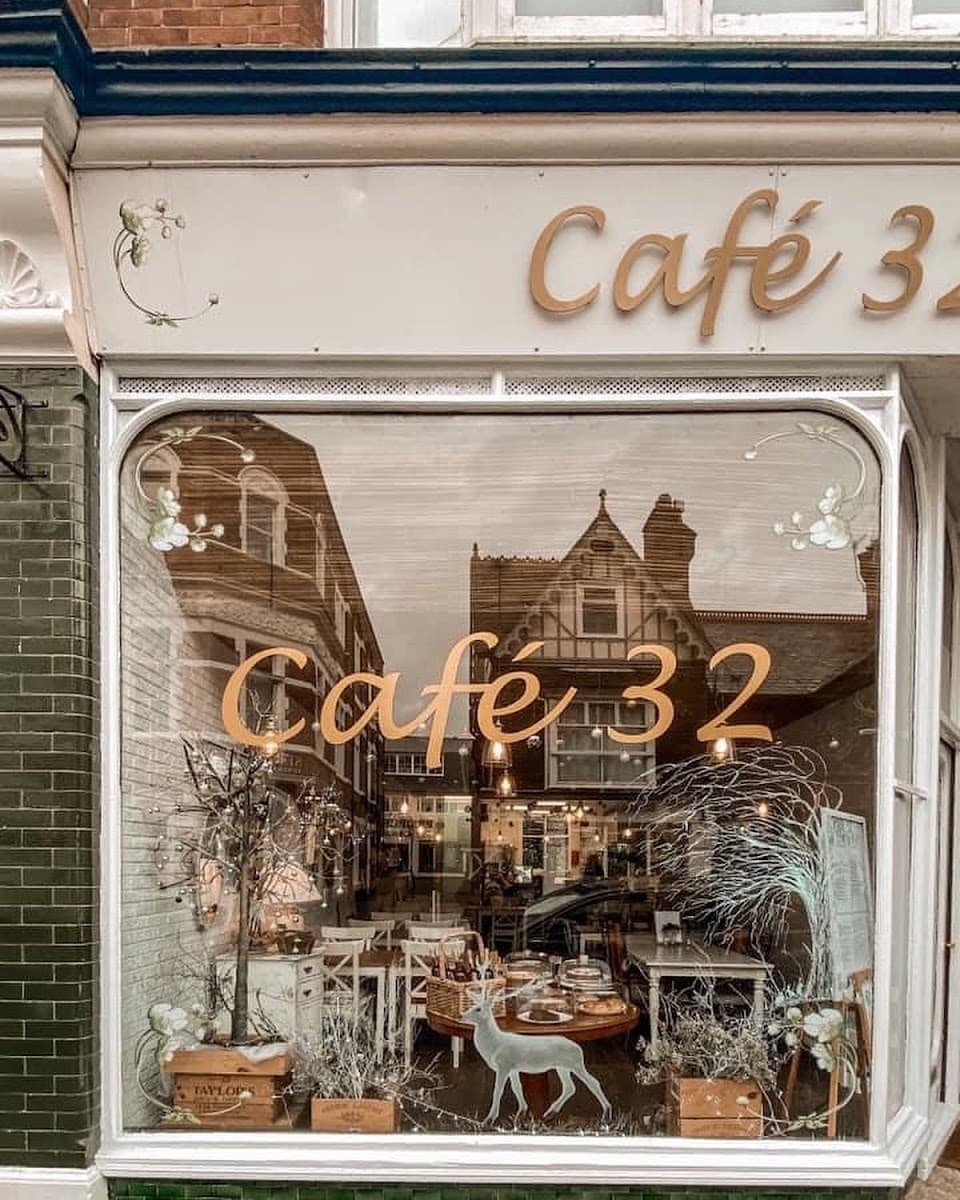 Café 32 Eastbourne