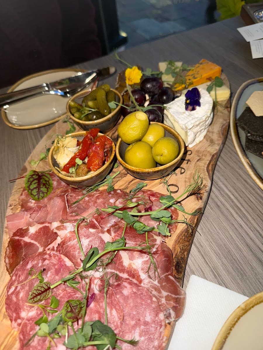 Cru Wine Bar Stratford Upon Avon
