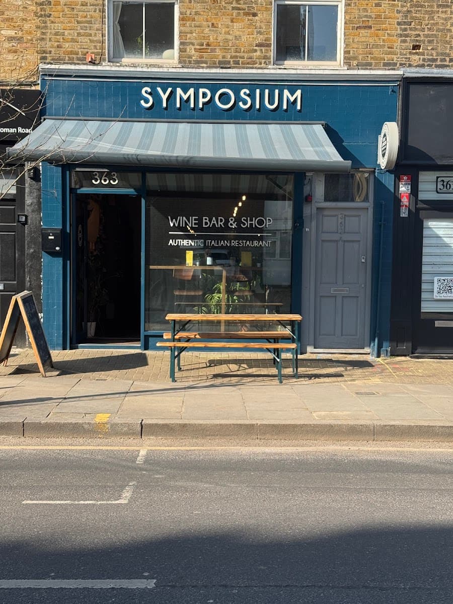 Symposium – Natural Wine Bar, Bottle Shop & Italian Kitchen