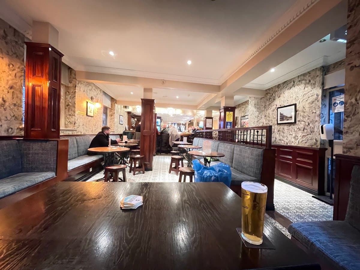 The Hercules Bar