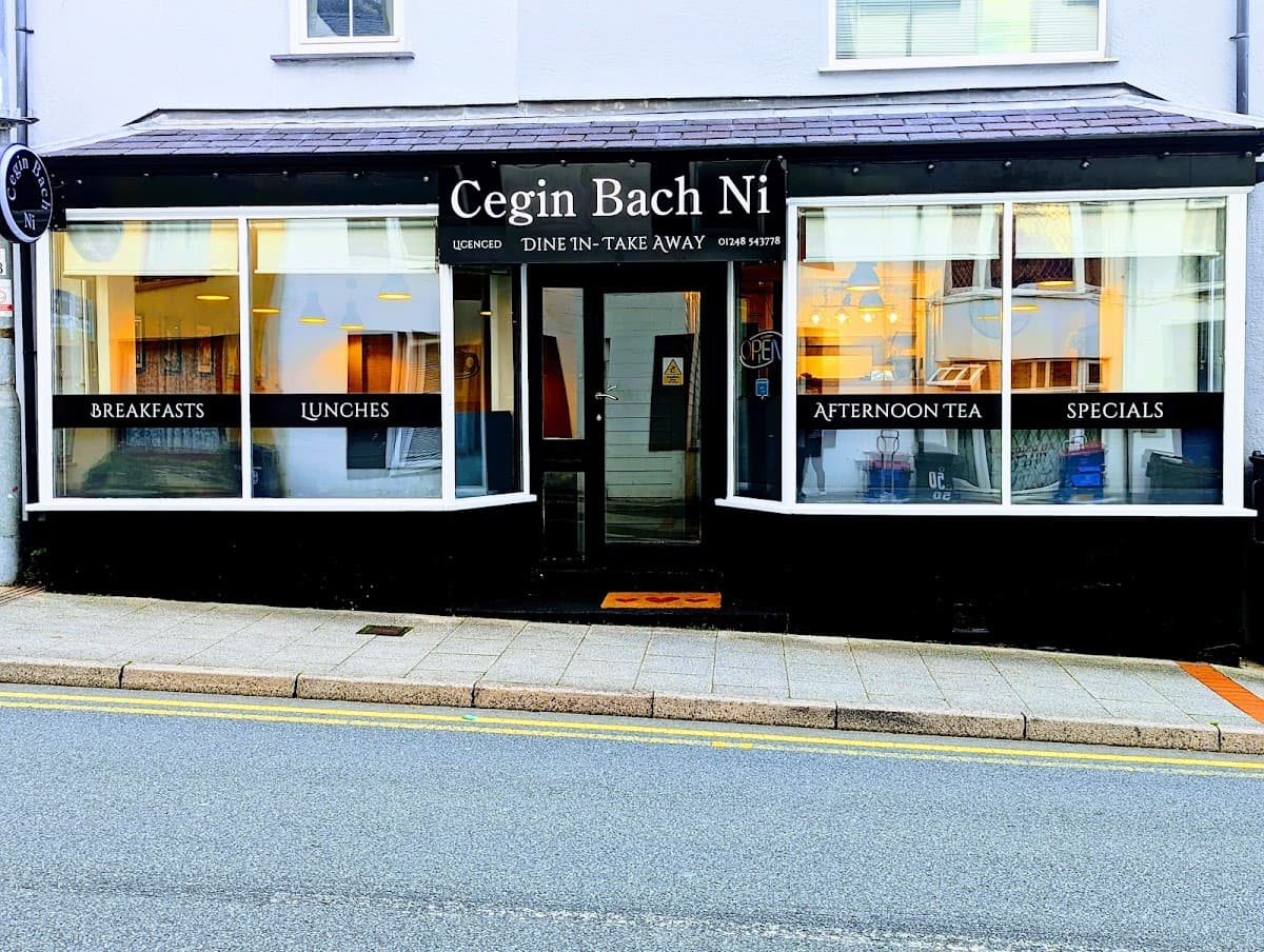 Cegin Bach Ni Porthaethwy