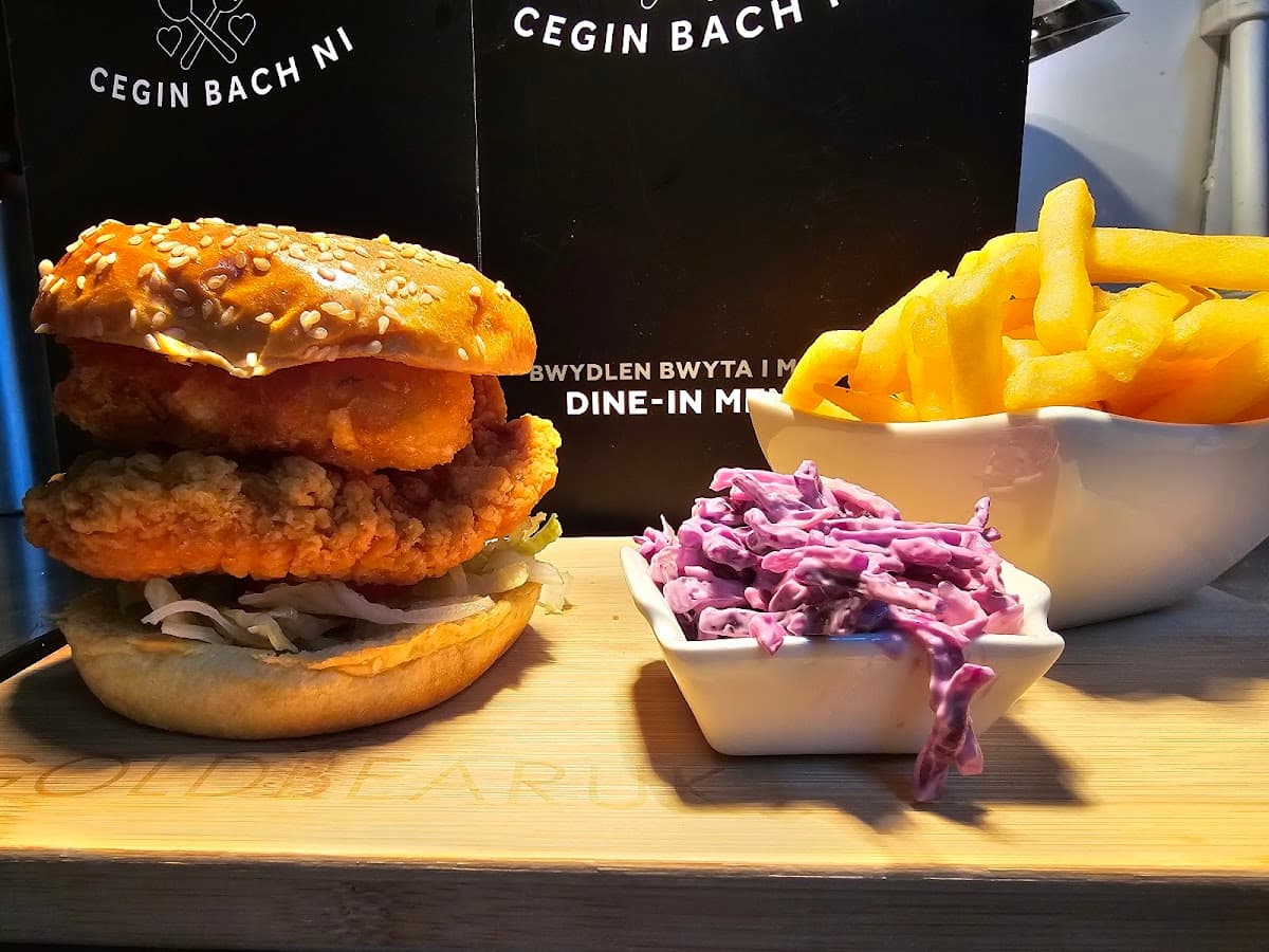 Cegin Bach Ni Porthaethwy