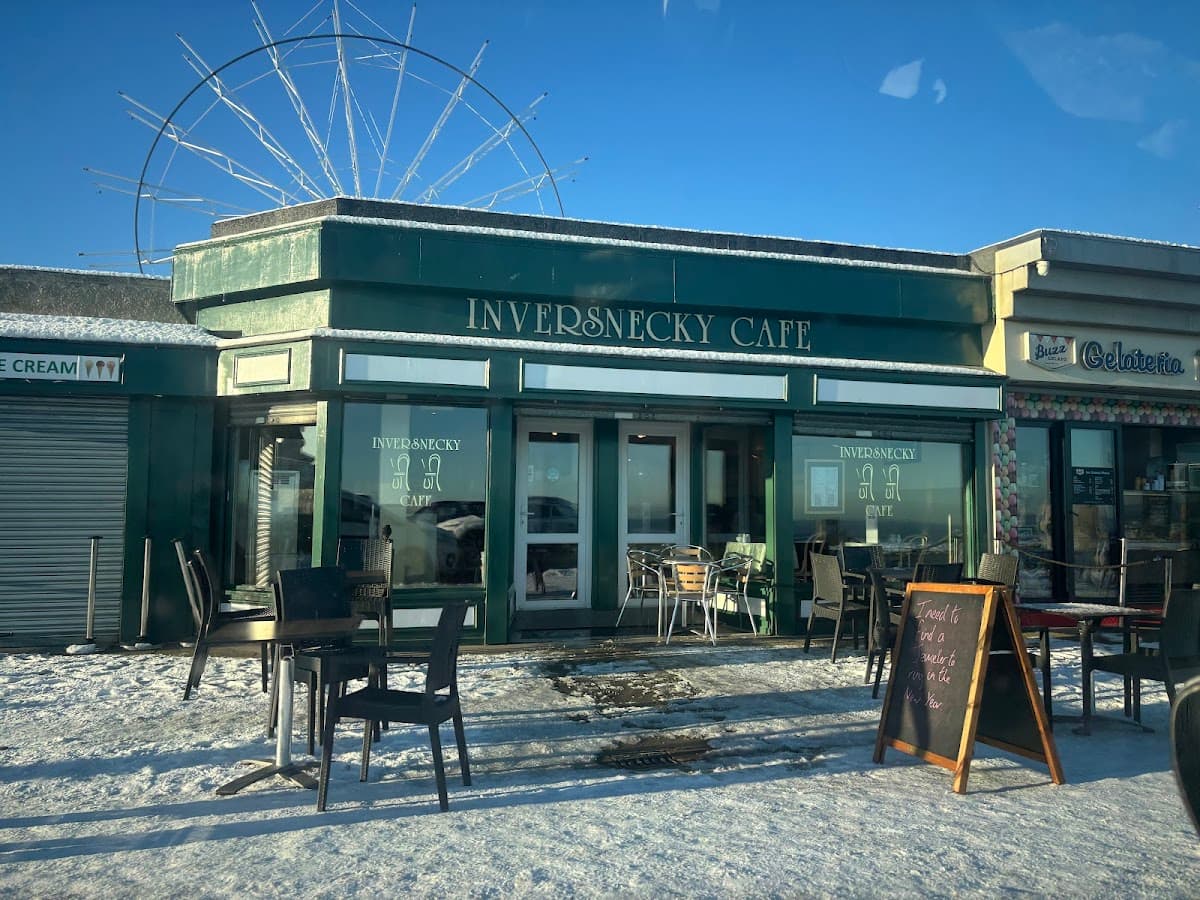 Inversnecky Cafe