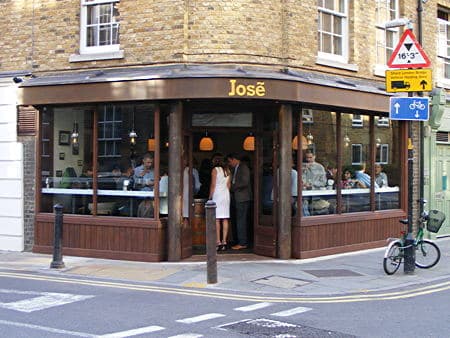 José