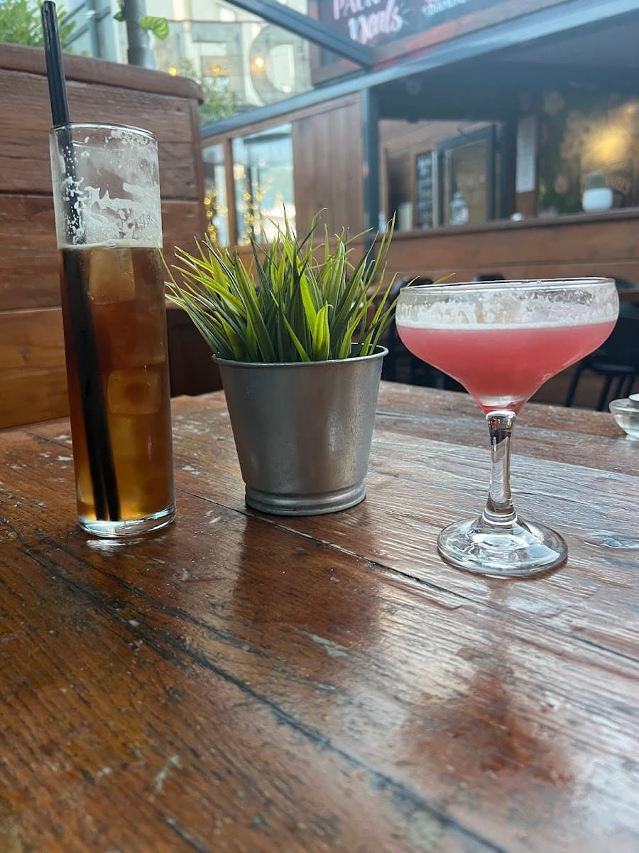 Eden Garden Bar