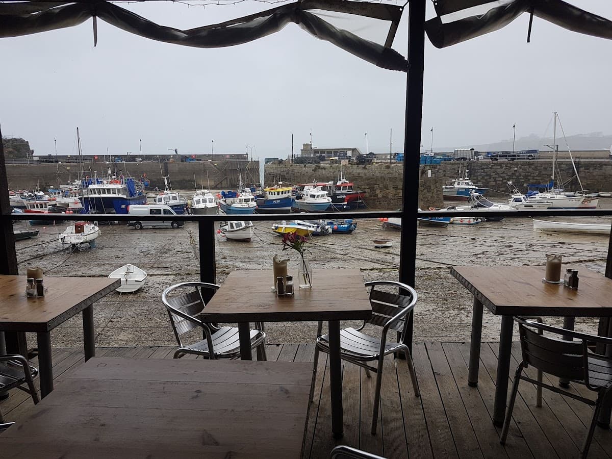 The Boathouse - Street Food on the Beach