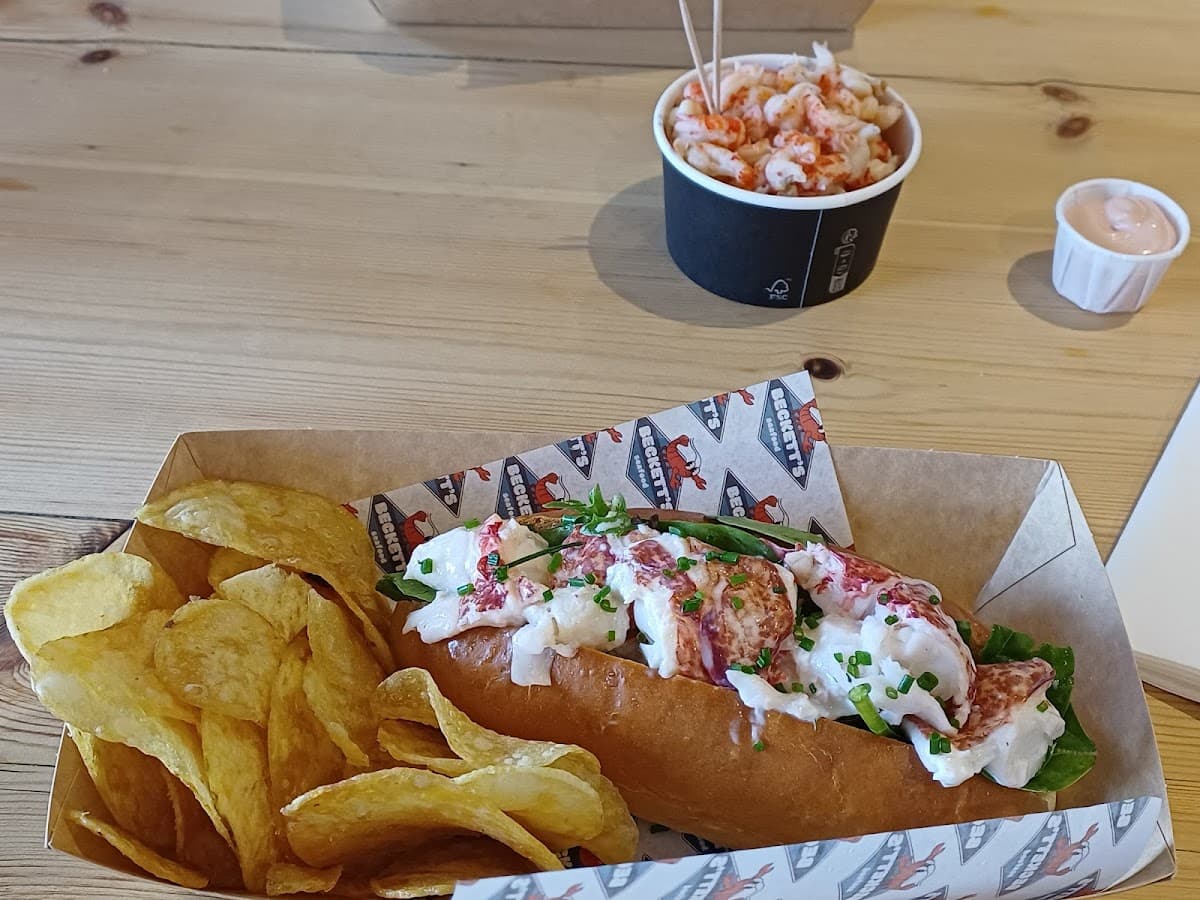 The Boathouse - Street Food on the Beach