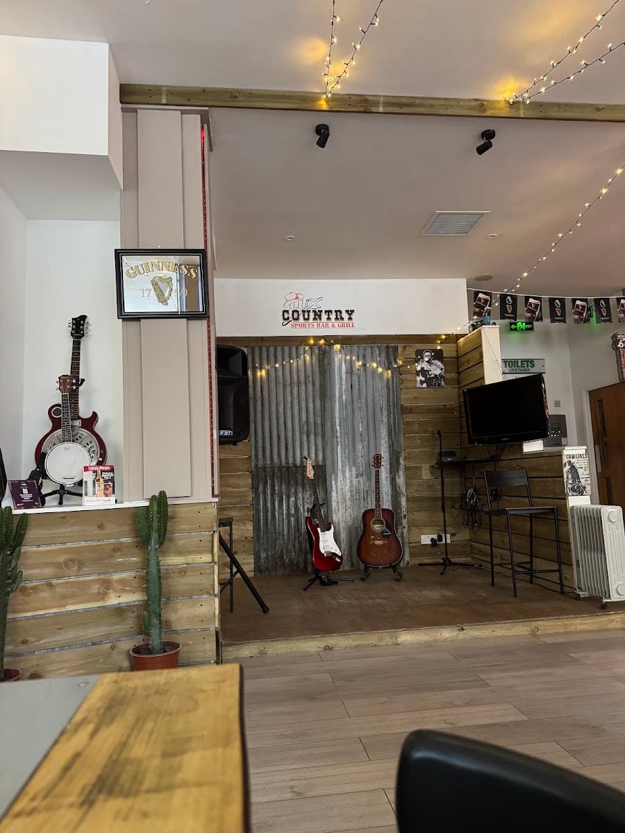 Lux country sports bar and grill