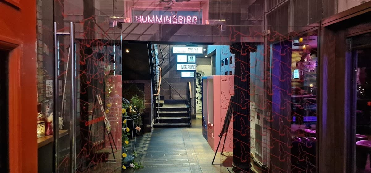 Hsine Night Club