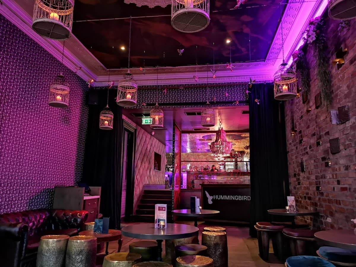 Hsine Night Club