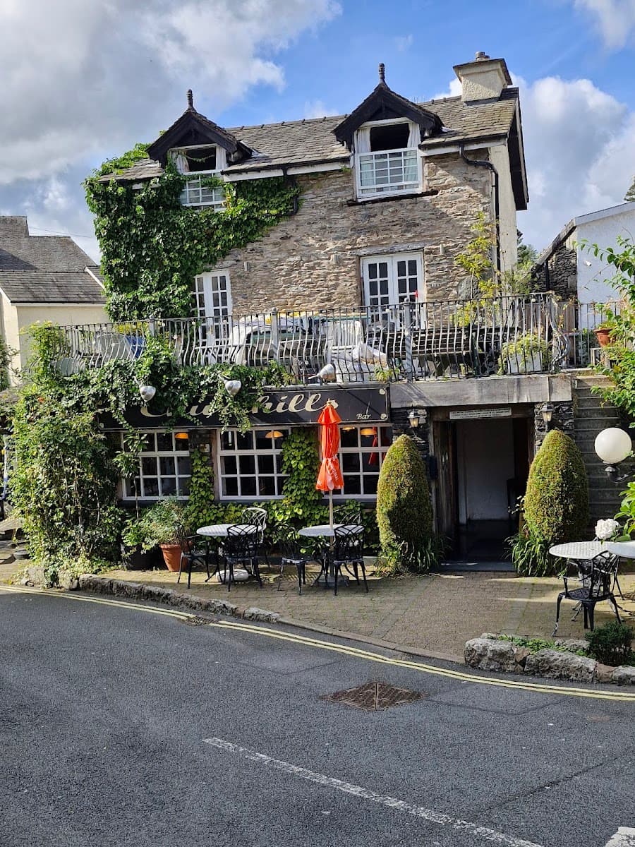 Churchills Tavern