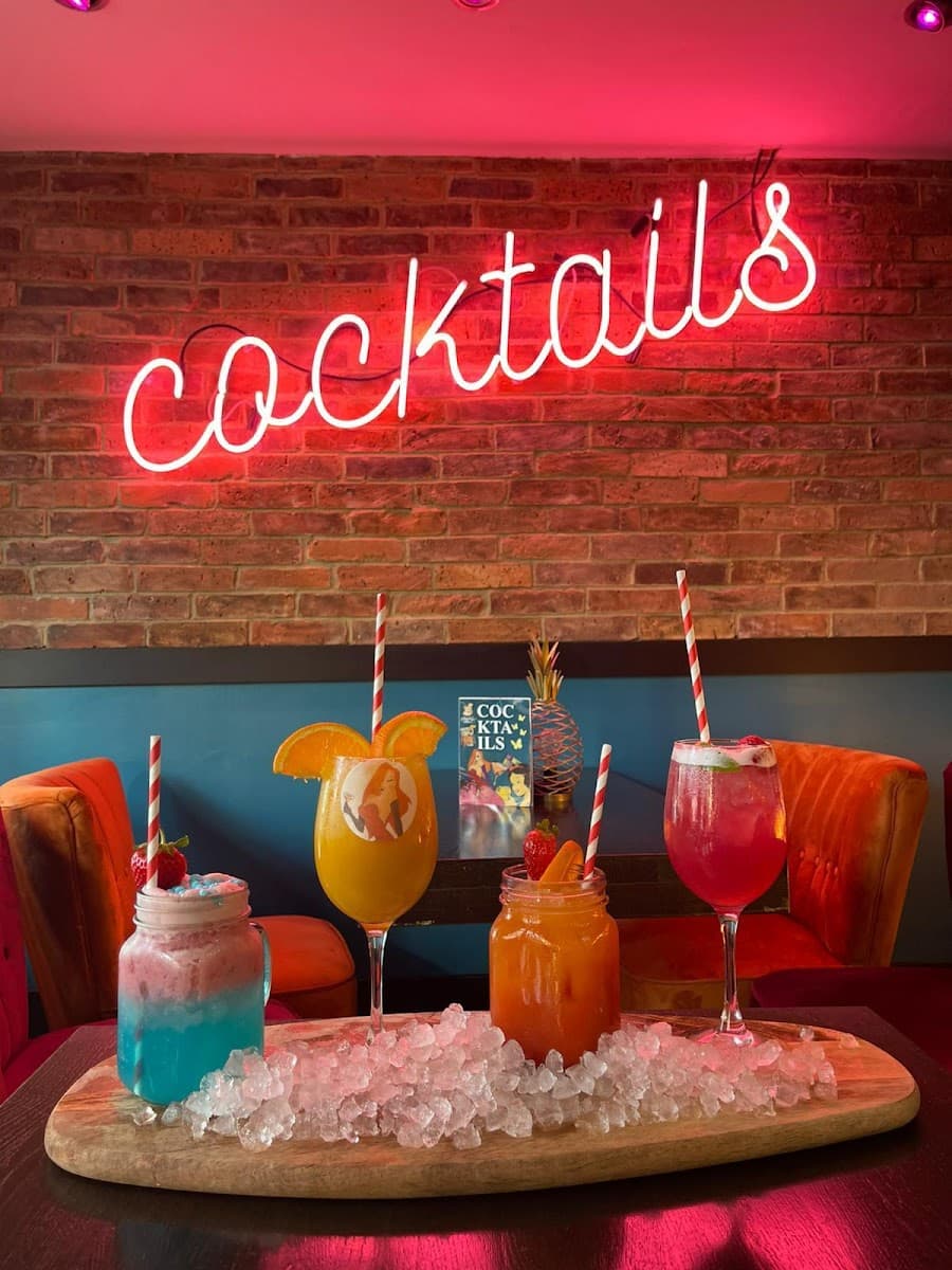 Memory Box Cocktail Bar