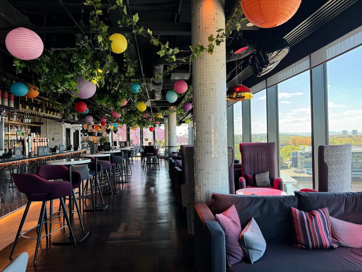 Red Sky Bar