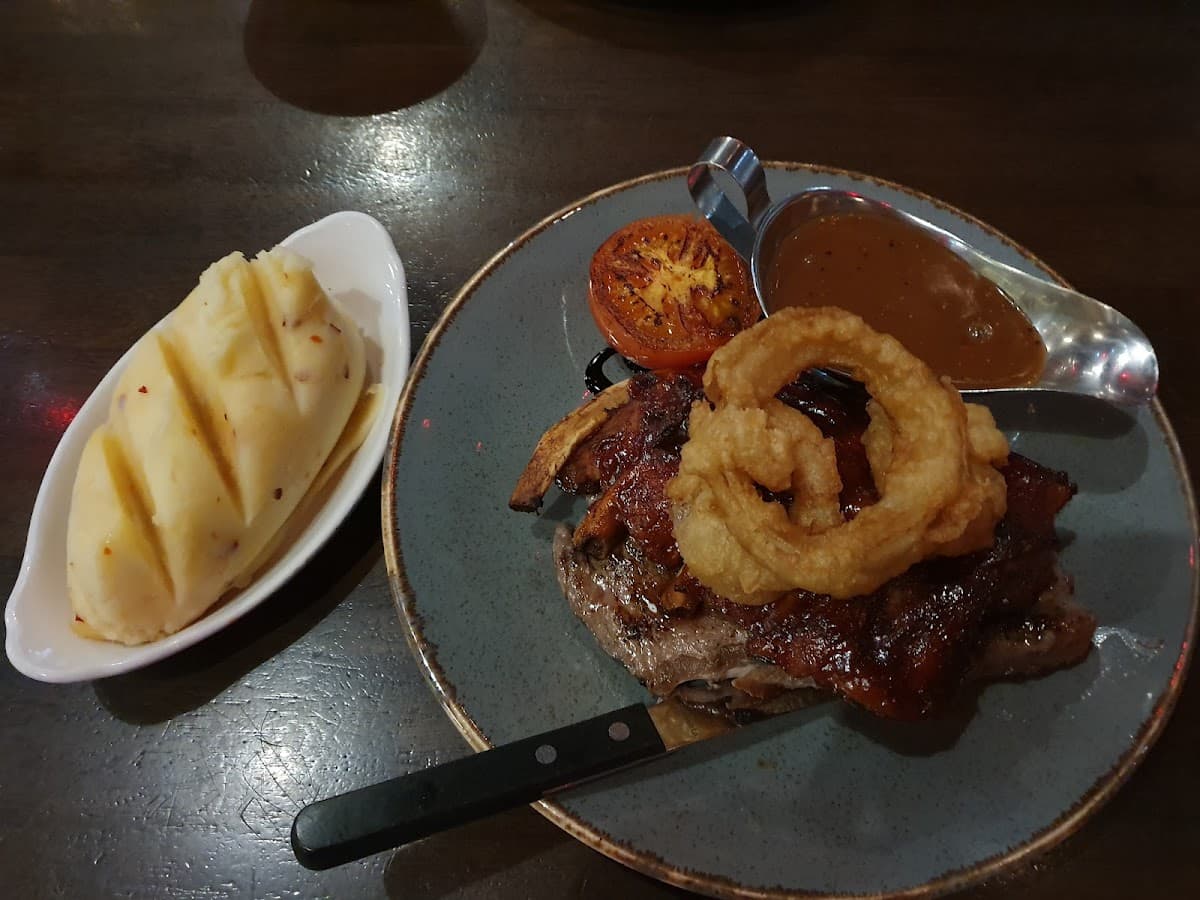 River Inn