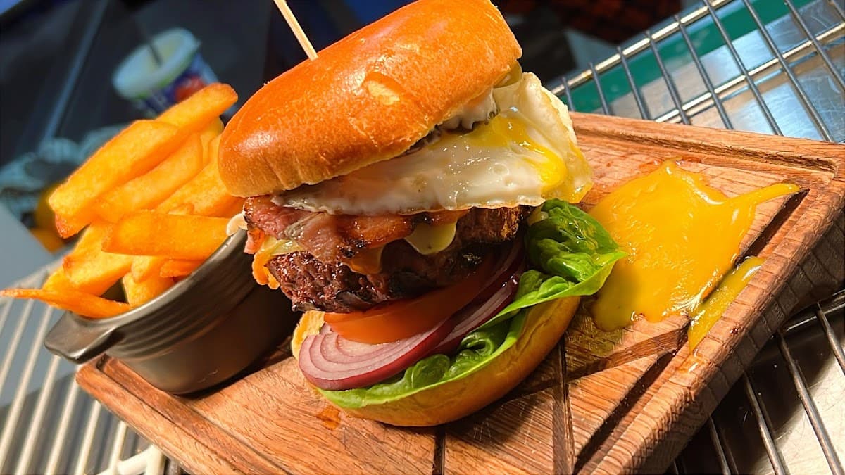 THE BUTCHER'S BAR & GRILL
