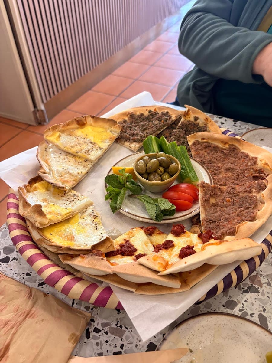Sahtain Cafe