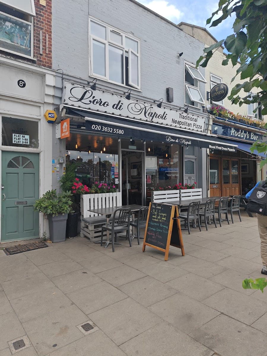 L'oro di Napoli (Ealing)