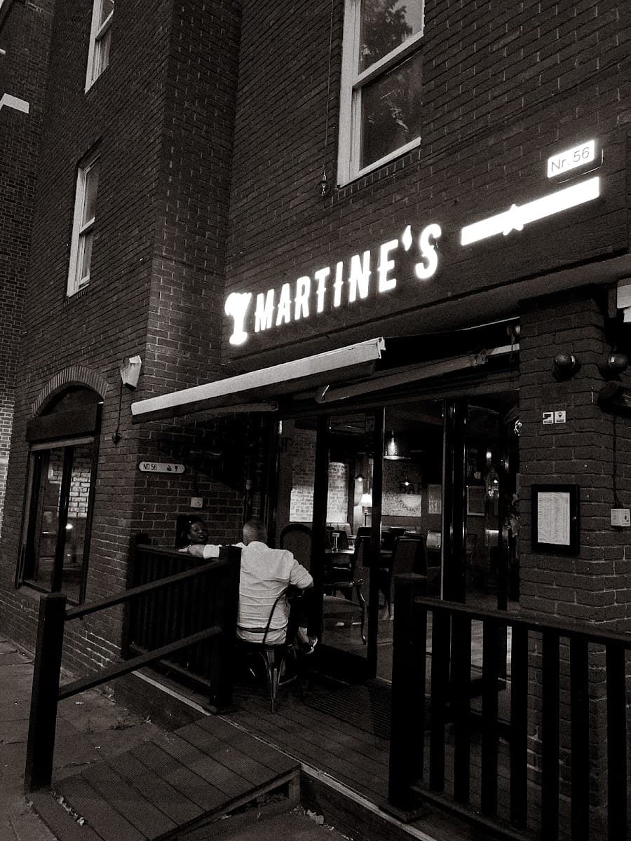 Martine's Bar & Grill
