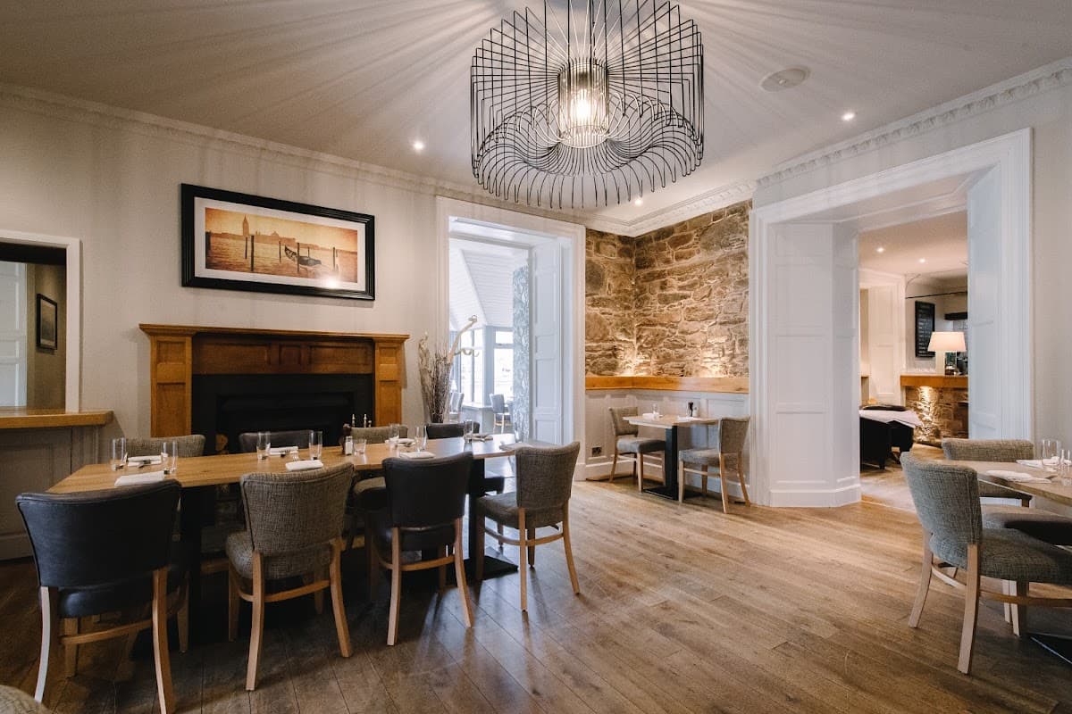 Uile-bheist Restaurant