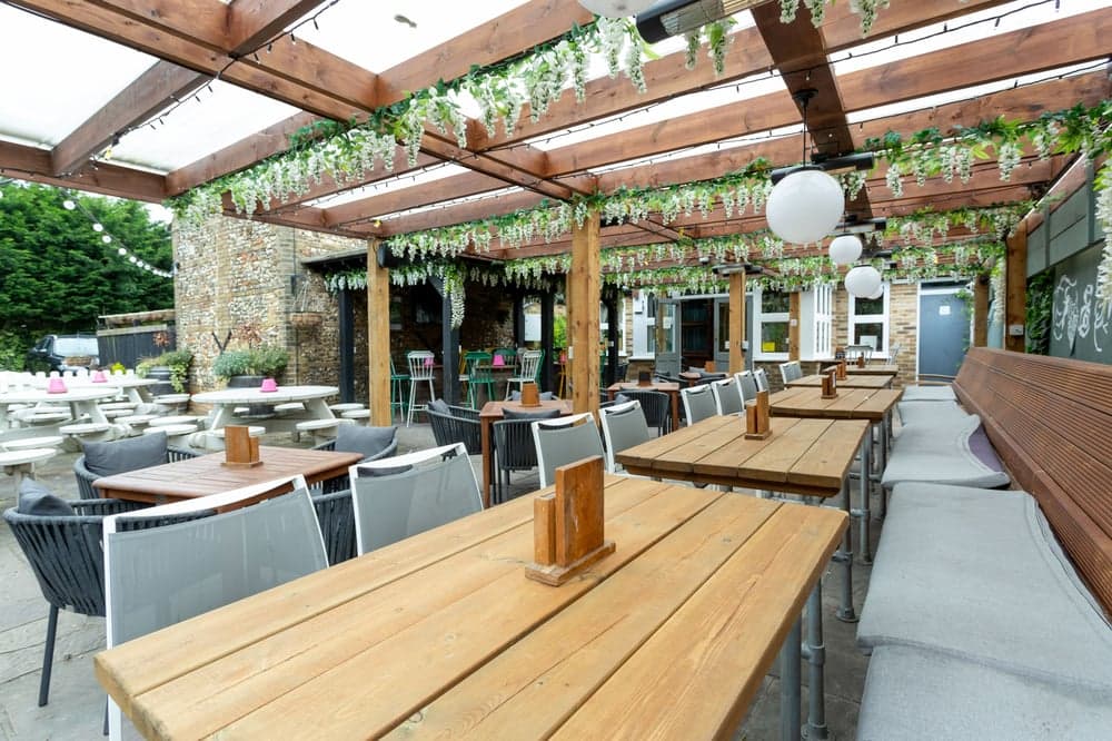 Fox & Hounds