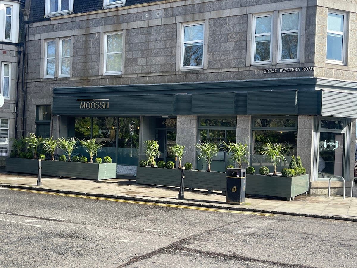 Moossh Cafe Wine Bar