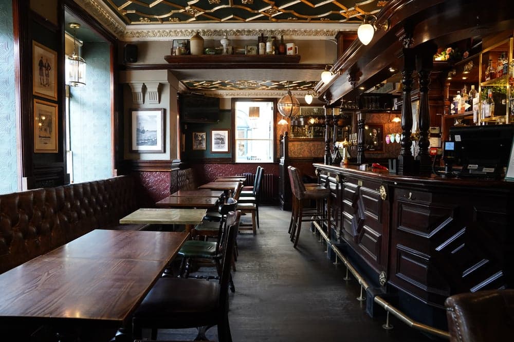 Central Bar