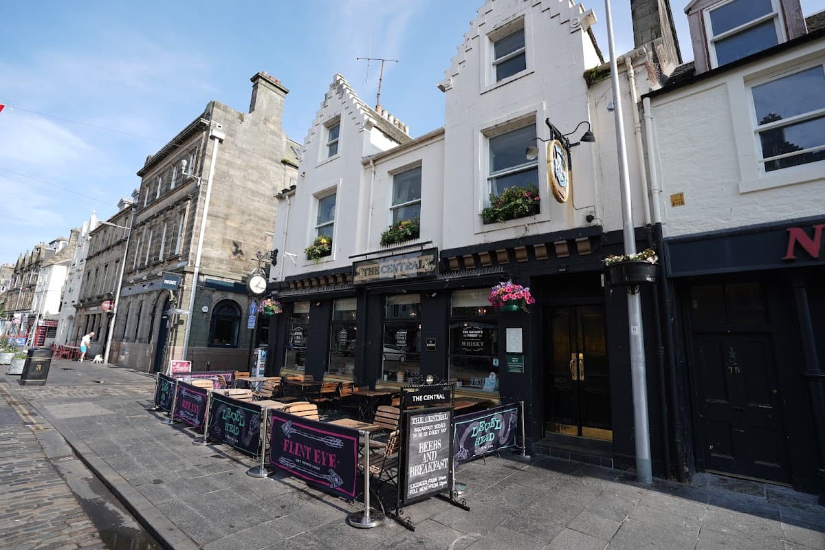 Central Bar